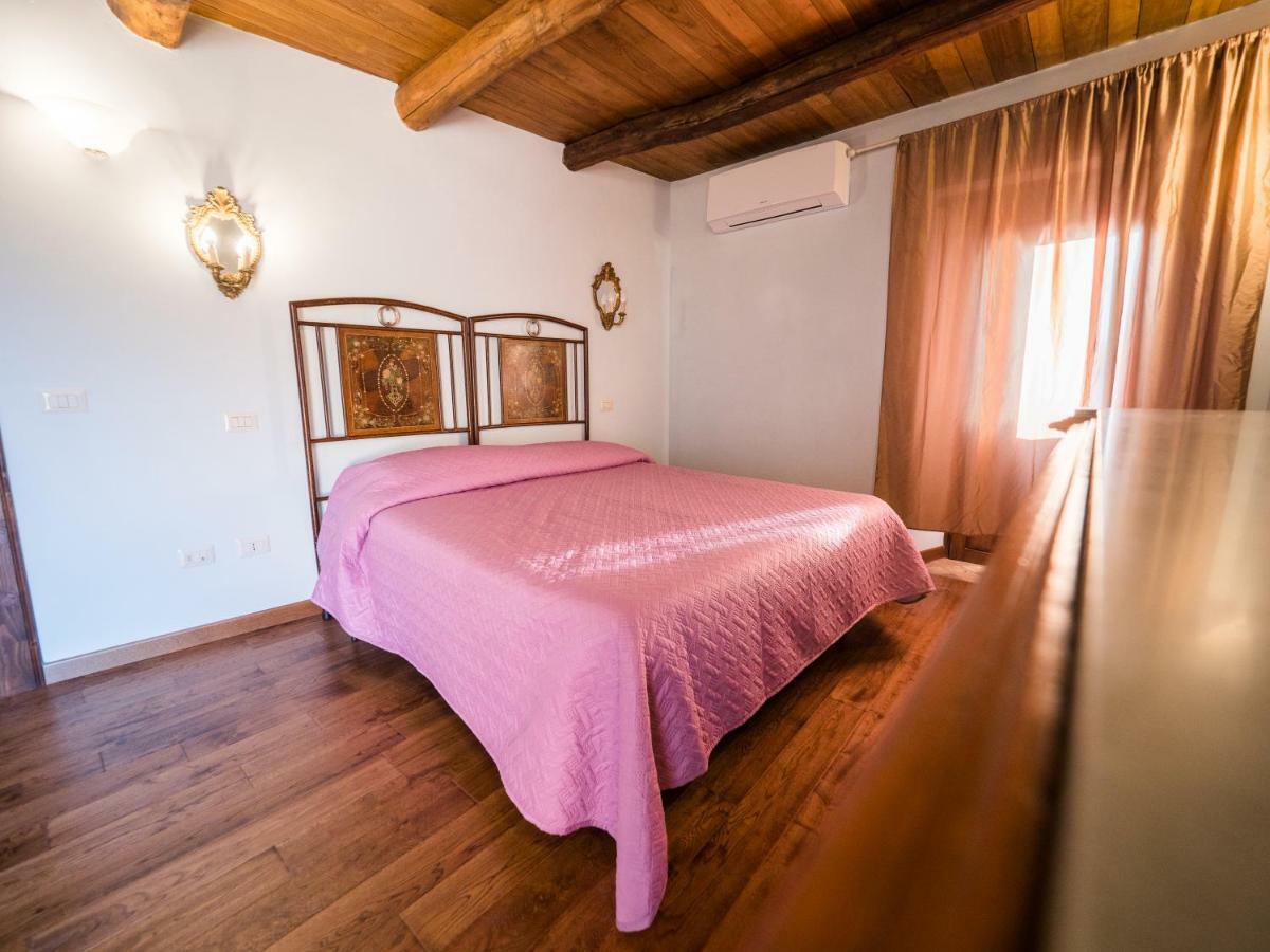 فيلا Il Becco Felice Arpino المظهر الخارجي الصورة